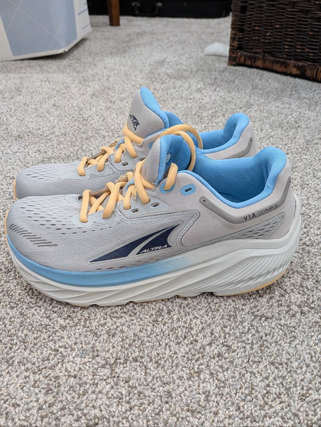 Altra Women's Via Olympus Running Shoes - Light Gray/Blue Size 6